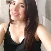 Profesora de Lengua imparte clases a jóvenes de primaria y secundaria